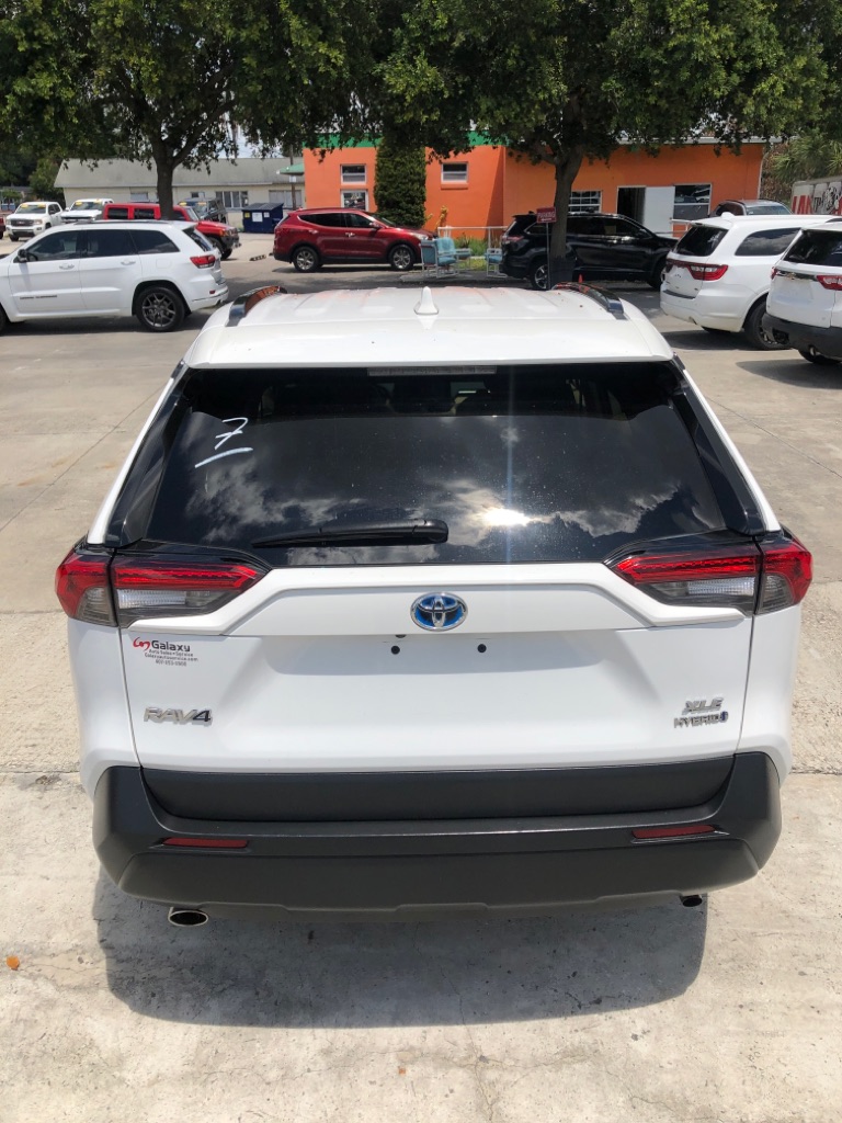 Photo 20 of this TOYOTA RAV4