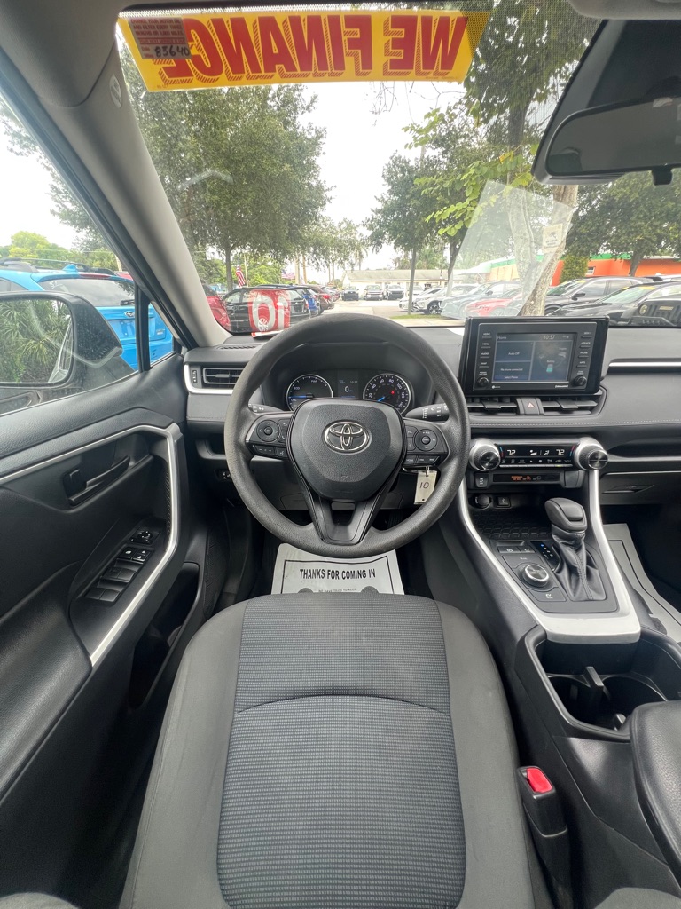 Photo 26 of this TOYOTA RAV4