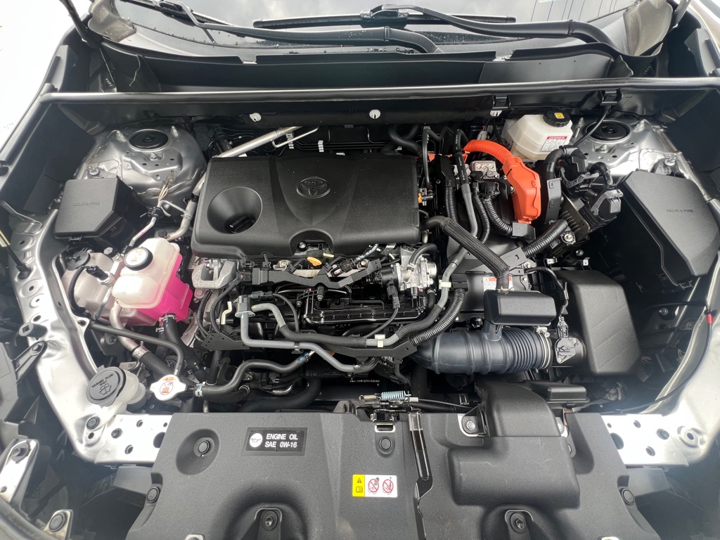 Photo 37 of this TOYOTA RAV4