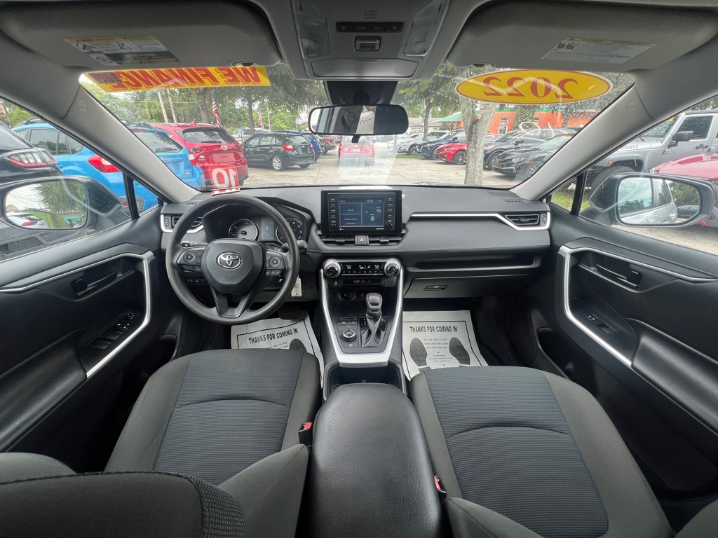 Photo 22 of this TOYOTA RAV4