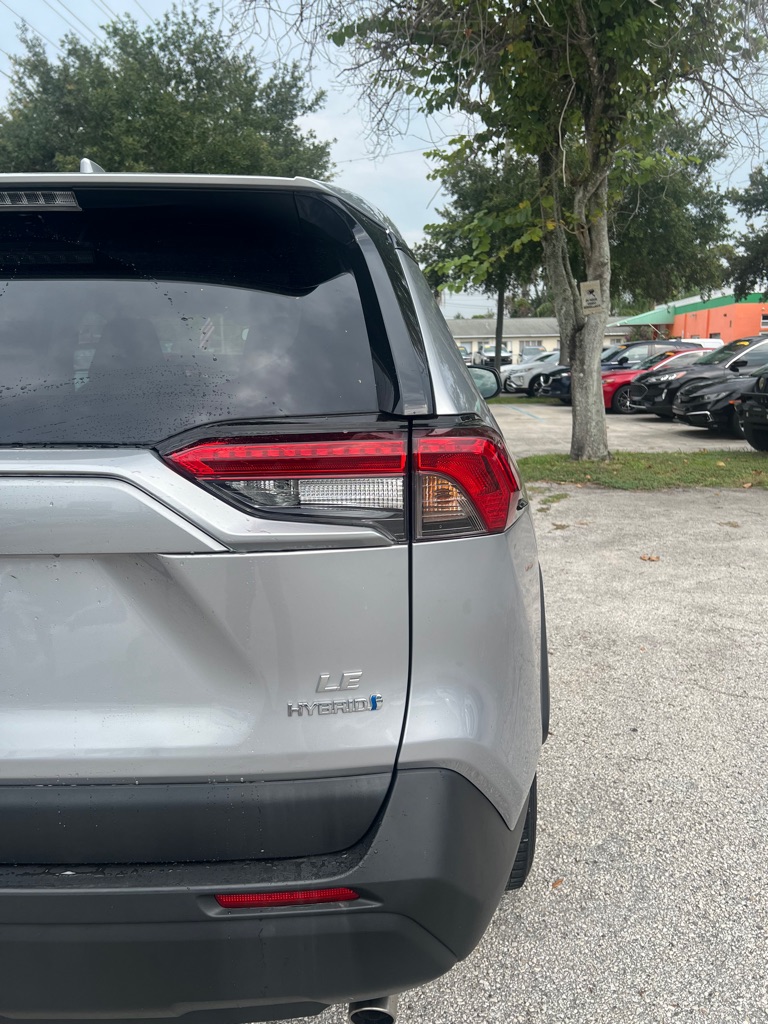 Photo 7 of this TOYOTA RAV4