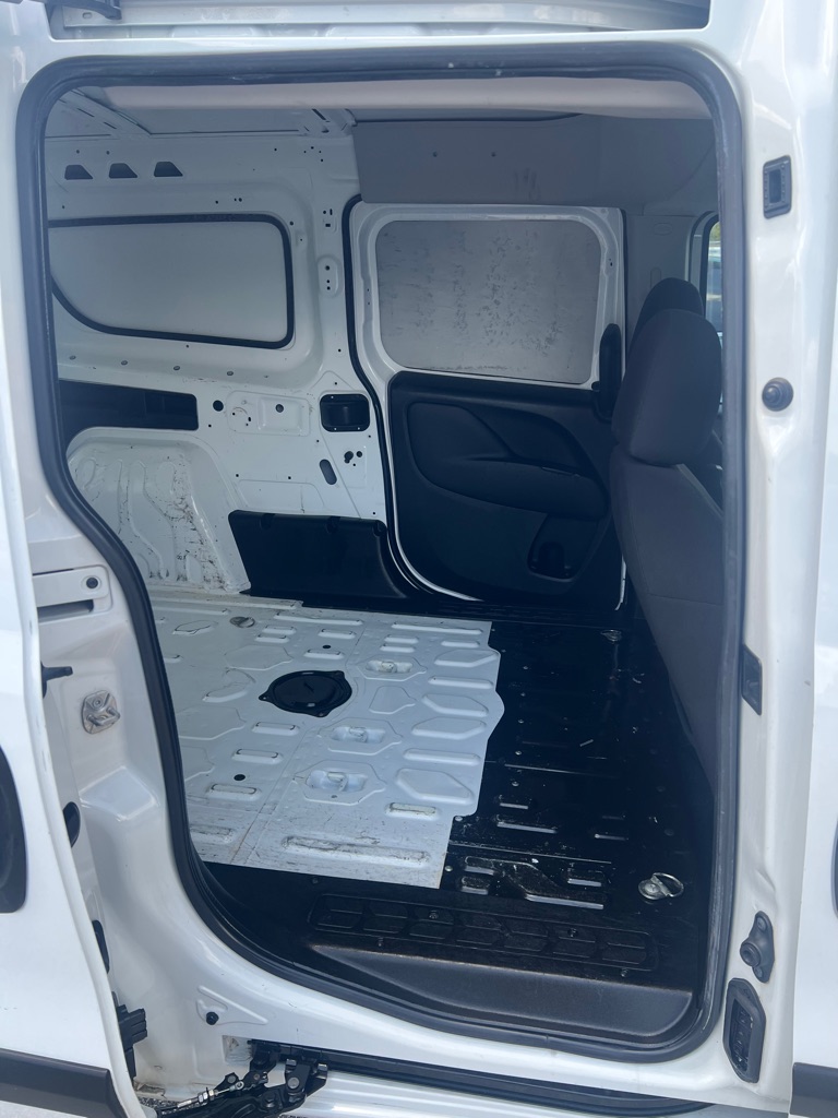Photo 22 of this RAM PROMASTER CITY