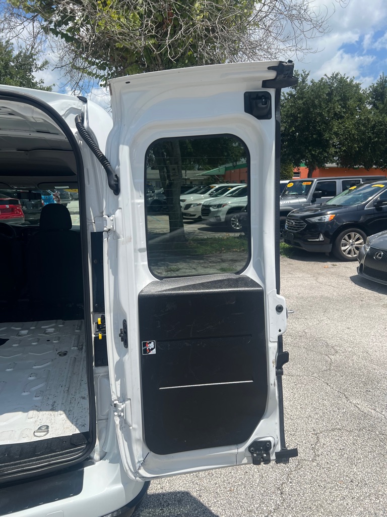 Photo 10 of this RAM PROMASTER CITY