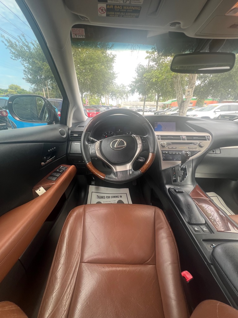 Photo 24 of this LEXUS RX