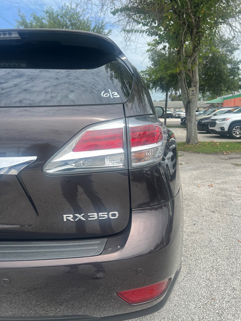 Photo 12 of this LEXUS RX