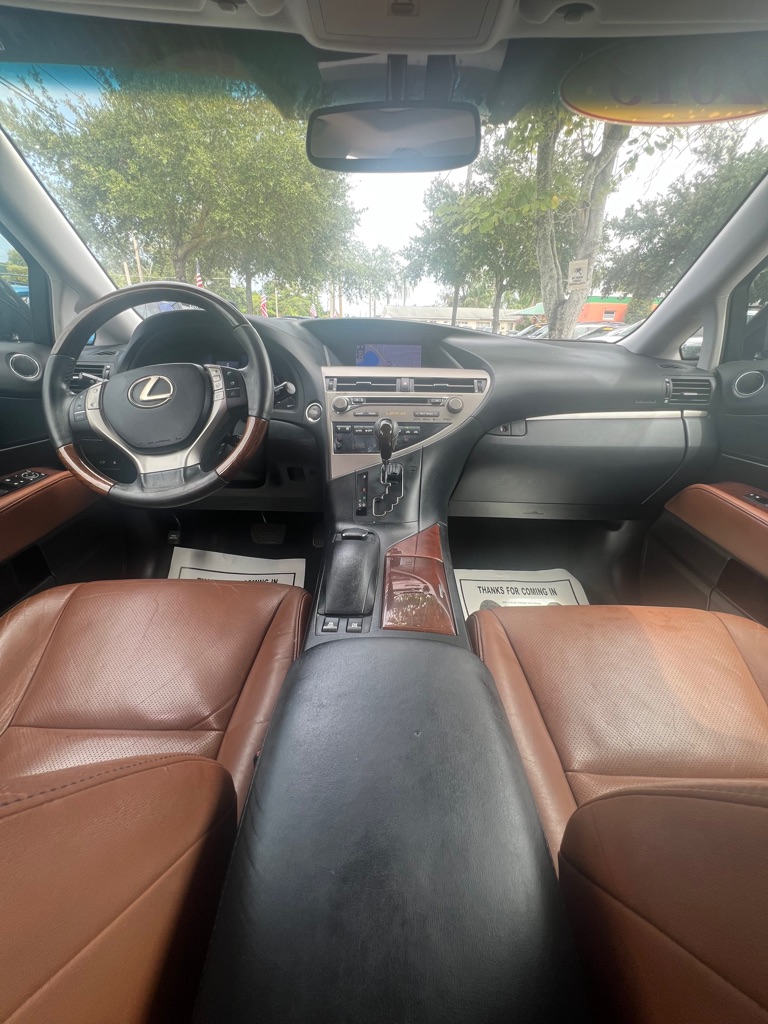 Photo 22 of this LEXUS RX
