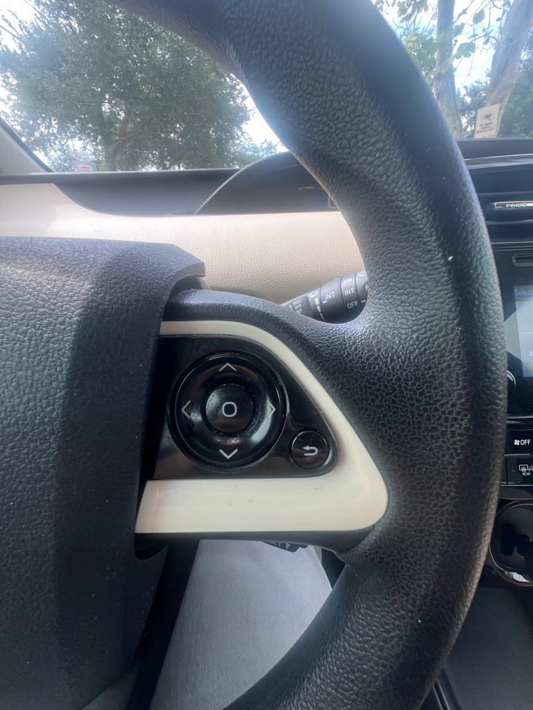 Photo 56 of this TOYOTA PRIUS