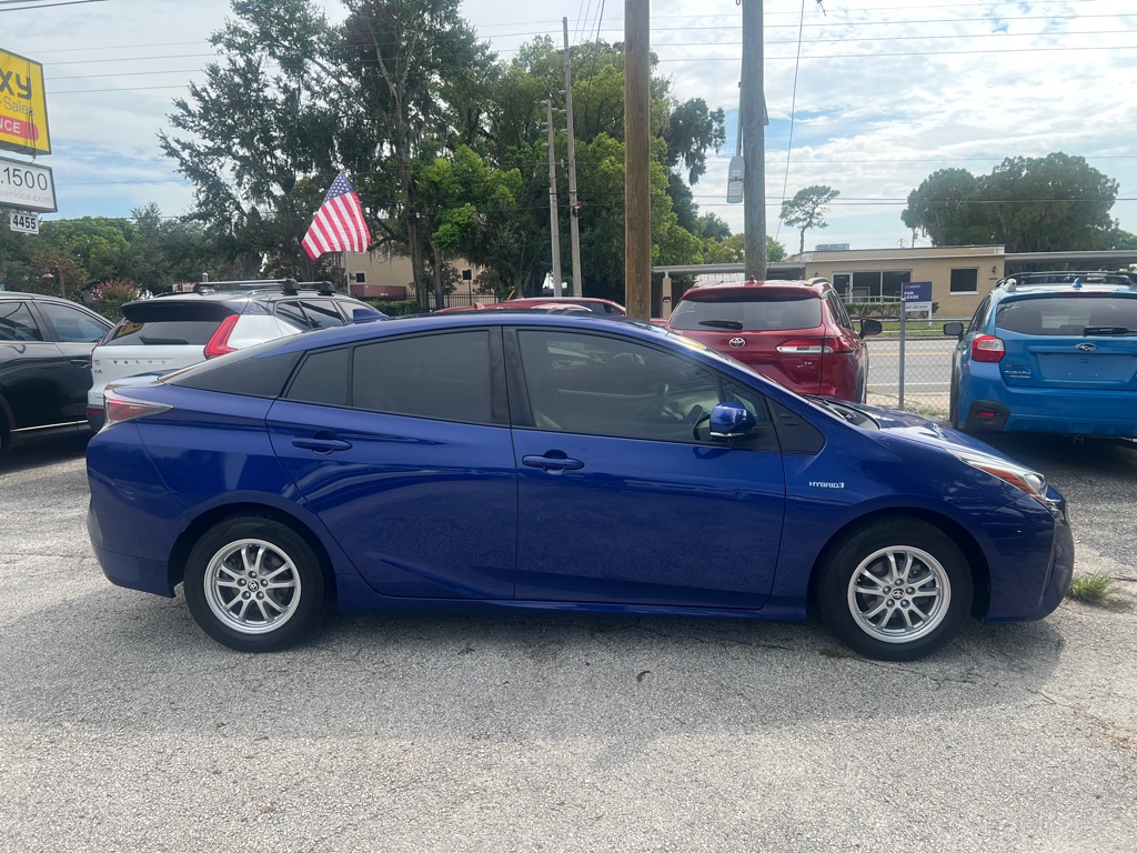 Photo 37 of this TOYOTA PRIUS