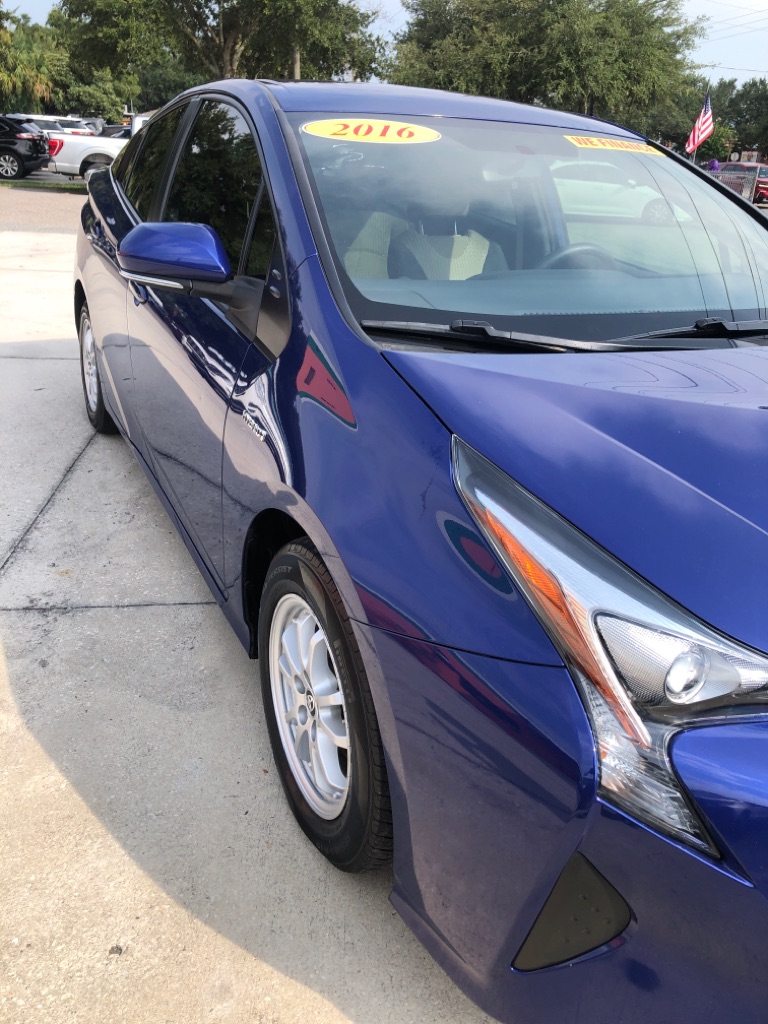 Photo 18 of this TOYOTA PRIUS