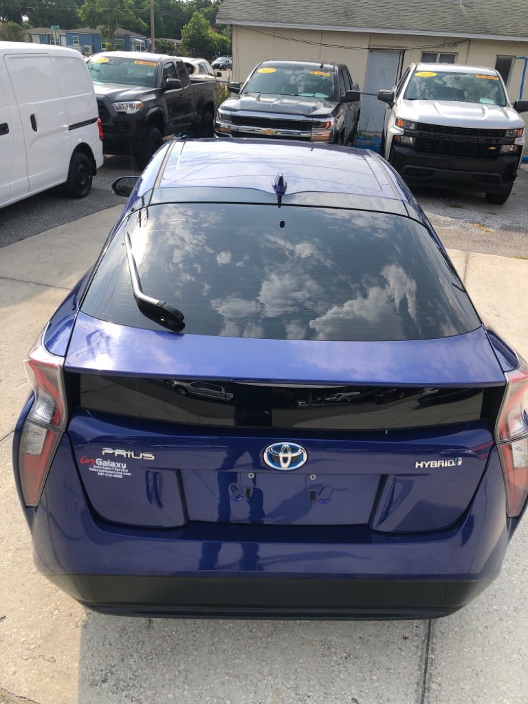 Photo 21 of this TOYOTA PRIUS