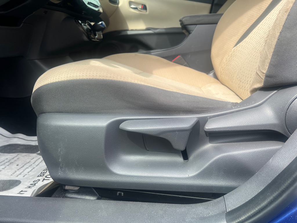 Photo 49 of this TOYOTA PRIUS