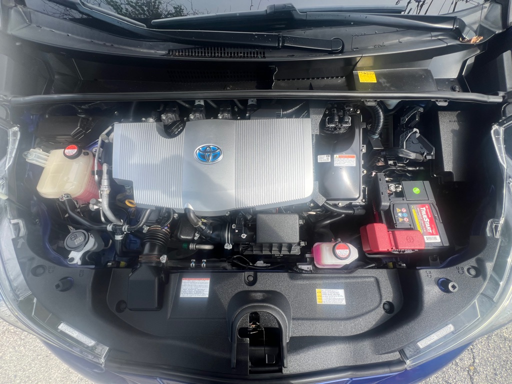 Photo 62 of this TOYOTA PRIUS