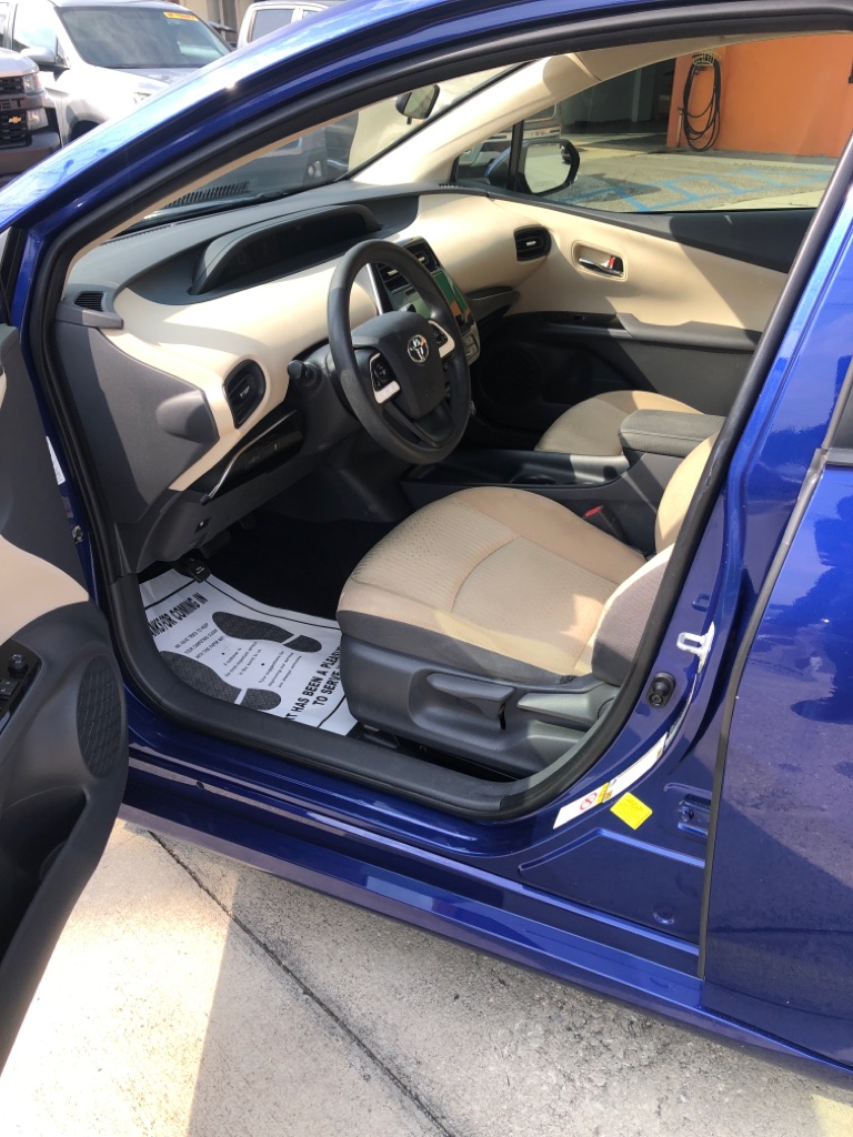 Photo 6 of this TOYOTA PRIUS
