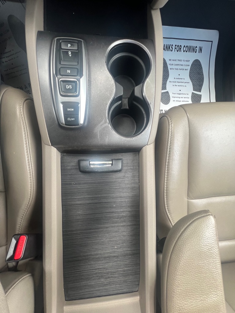 Photo 39 of this HONDA PILOT