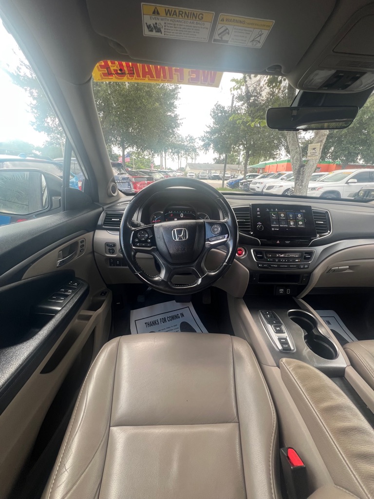 Photo 27 of this HONDA PILOT