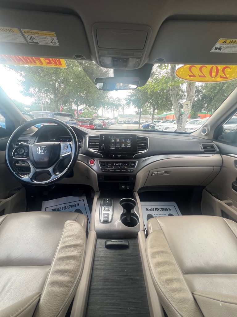 Photo 25 of this HONDA PILOT