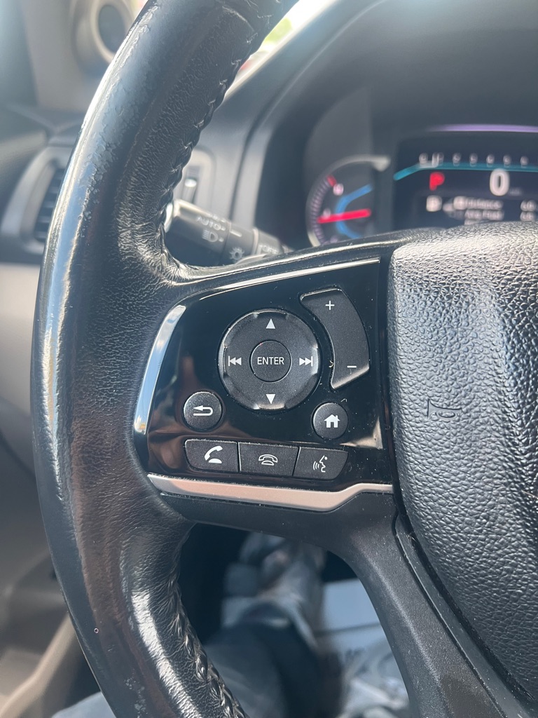 Photo 33 of this HONDA PILOT
