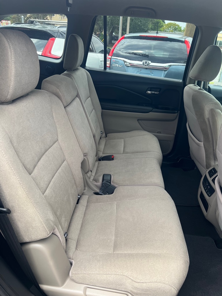 Photo 46 of this HONDA PILOT