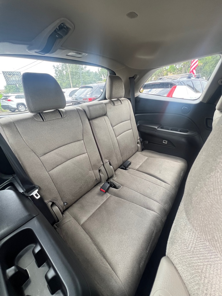 Photo 47 of this HONDA PILOT