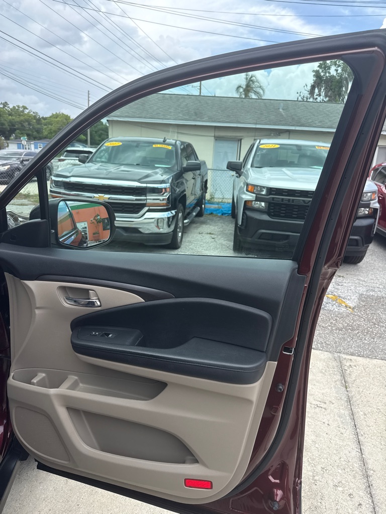 Photo 6 of this HONDA PILOT