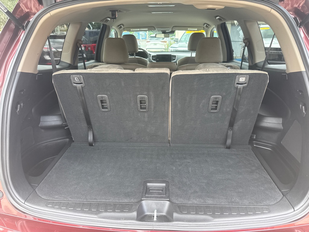 Photo 17 of this HONDA PILOT