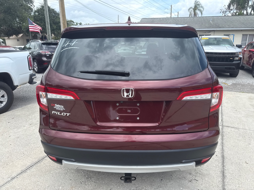 Photo 16 of this HONDA PILOT