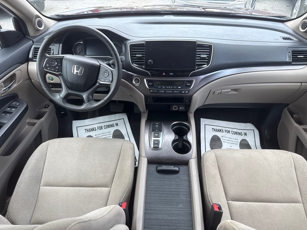 Photo 12 of this HONDA PILOT