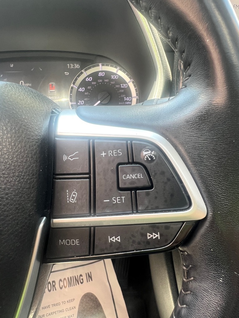 Photo 68 of this TOYOTA HIGHLANDER