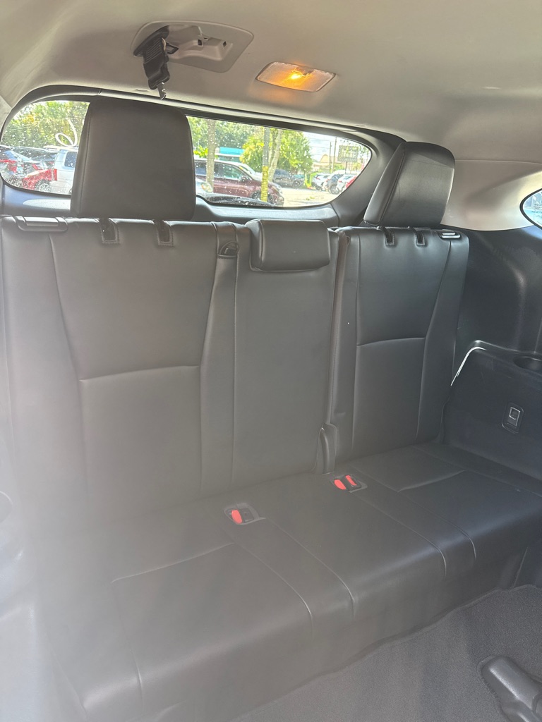 Photo 11 of this TOYOTA HIGHLANDER