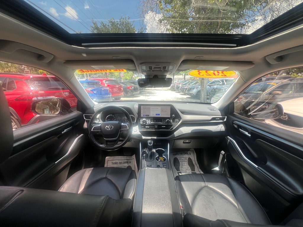 Photo 62 of this TOYOTA HIGHLANDER