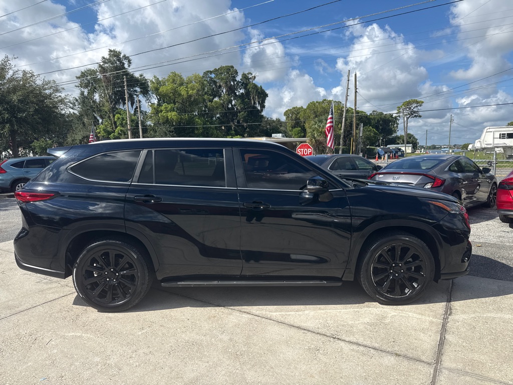 Photo 5 of this TOYOTA HIGHLANDER