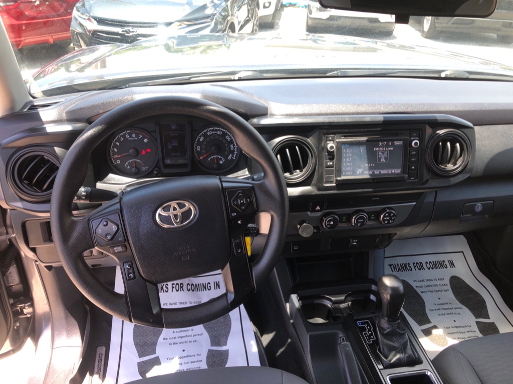 Photo 13 of this TOYOTA TACOMA