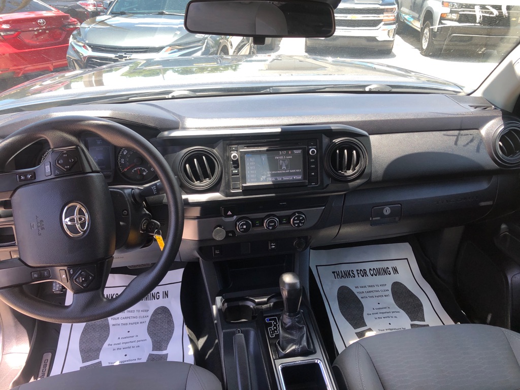 Photo 12 of this TOYOTA TACOMA