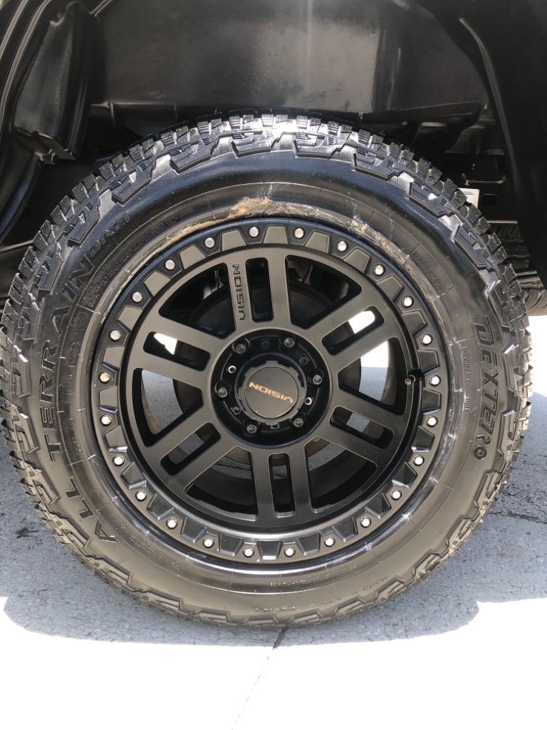 Photo 6 of this TOYOTA TACOMA