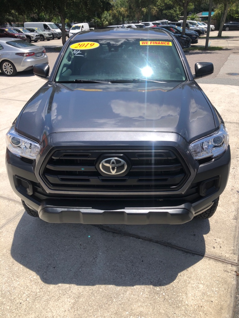 Photo 20 of this TOYOTA TACOMA