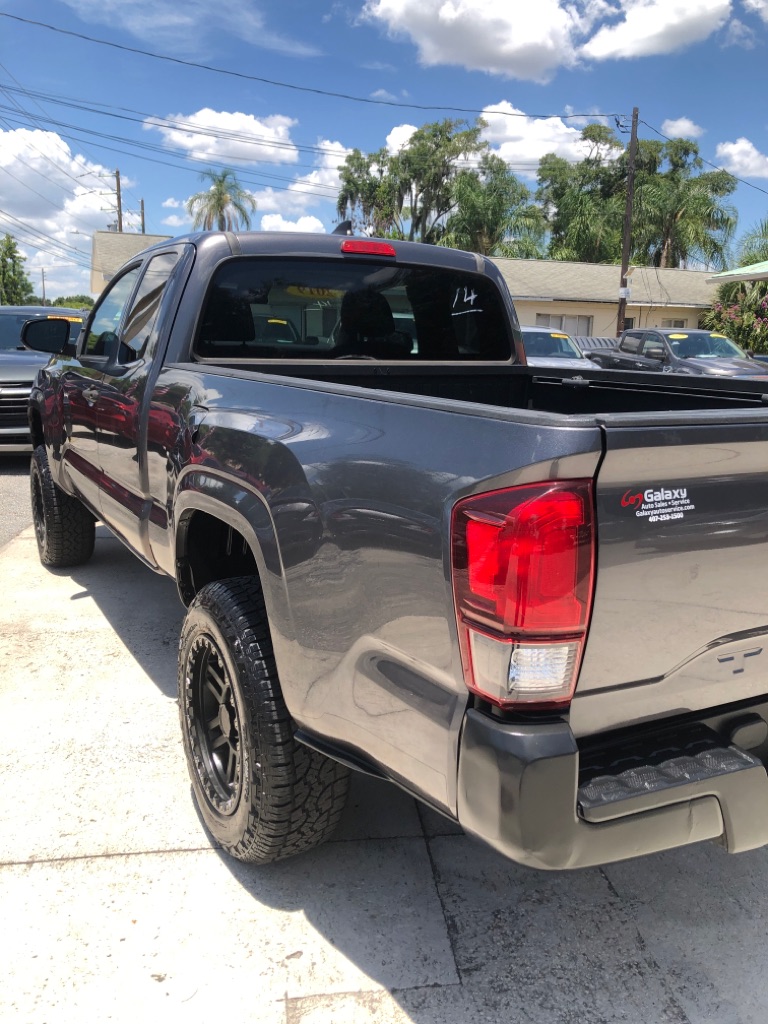 Photo 24 of this TOYOTA TACOMA