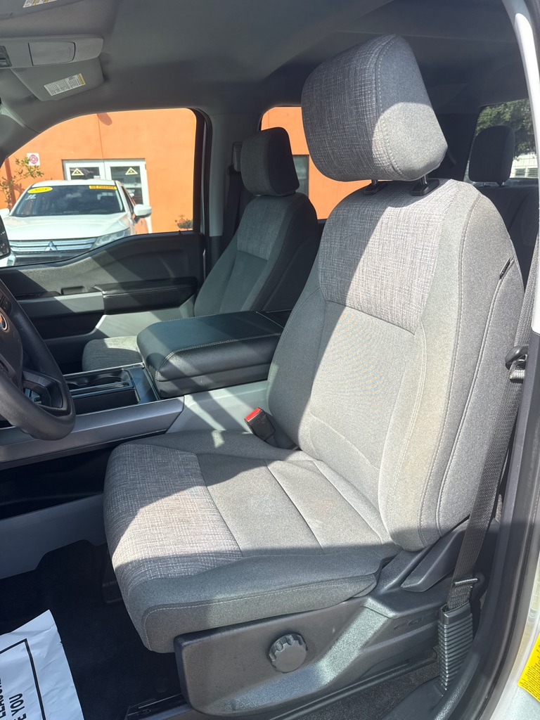 Photo 23 of this FORD F150