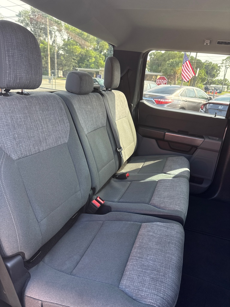 Photo 10 of this FORD F150