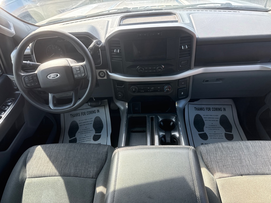 Photo 12 of this FORD F150