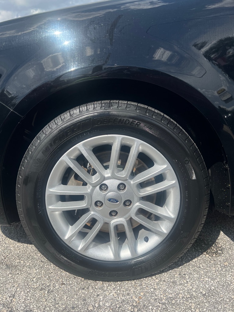 Photo 4 of this FORD FLEX