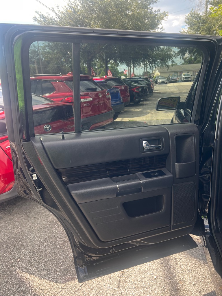 Photo 19 of this FORD FLEX