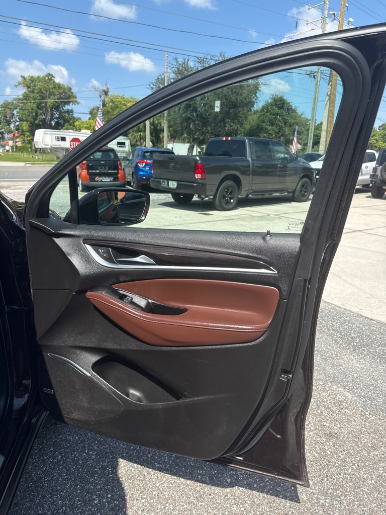 Photo 6 of this BUICK ENCLAVE