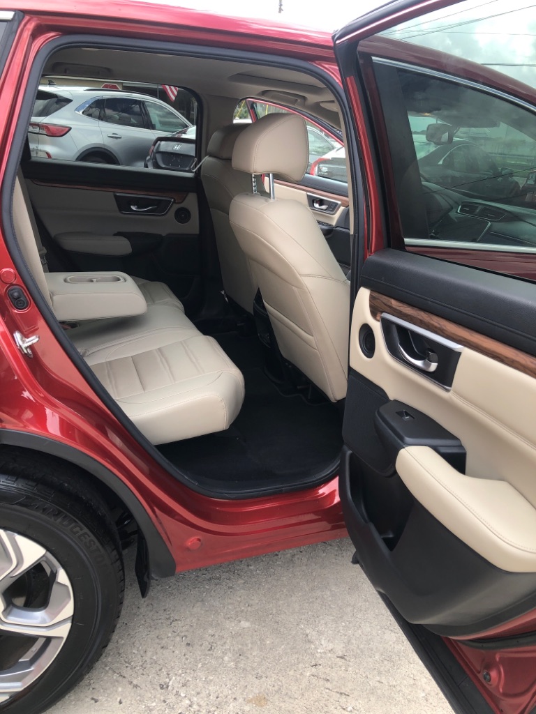 Photo 9 of this HONDA CR-V