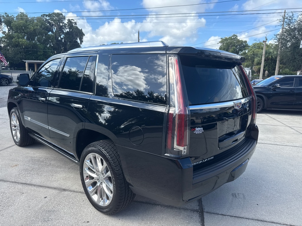 Photo 21 of this CADILLAC ESCALADE