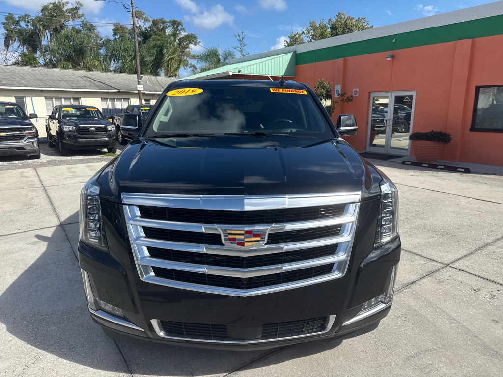 Photo 2 of this CADILLAC ESCALADE