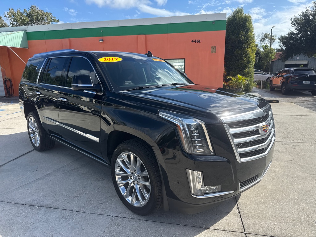Photo 3 of this CADILLAC ESCALADE
