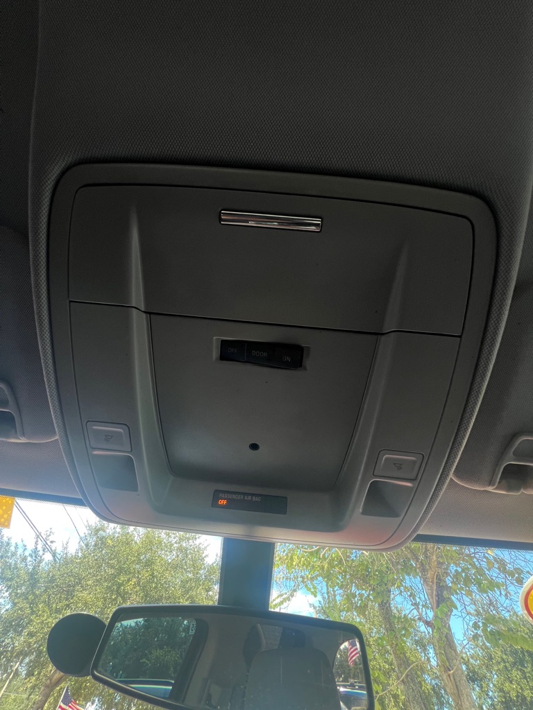 Photo 31 of this CHEVROLET SILVERADO 1500