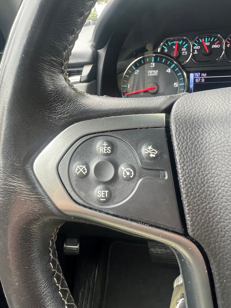 Photo 40 of this CHEVROLET TAHOE