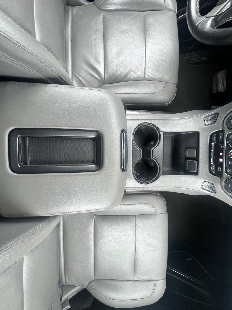 Photo 30 of this CHEVROLET TAHOE