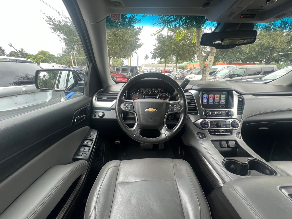 Photo 32 of this CHEVROLET TAHOE